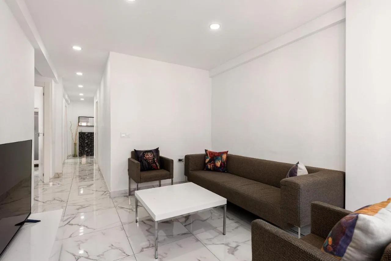 Malaga Urban Link Apartment